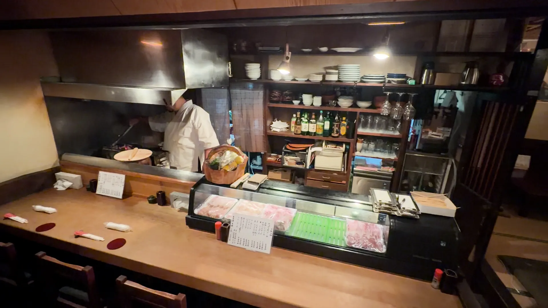 居酒屋 あわじ 内観